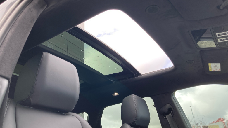 Land Rover Range Rover Evoque 2.0 D200 Autobiography 5dr Auto [Revised] Diesel Hatchback